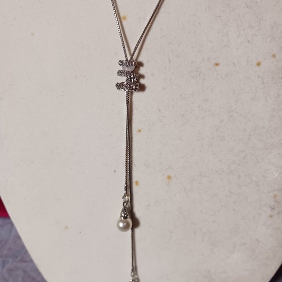 Rhinestone and Pearl Lariat Necklace NWOT - Picture 6 of 10